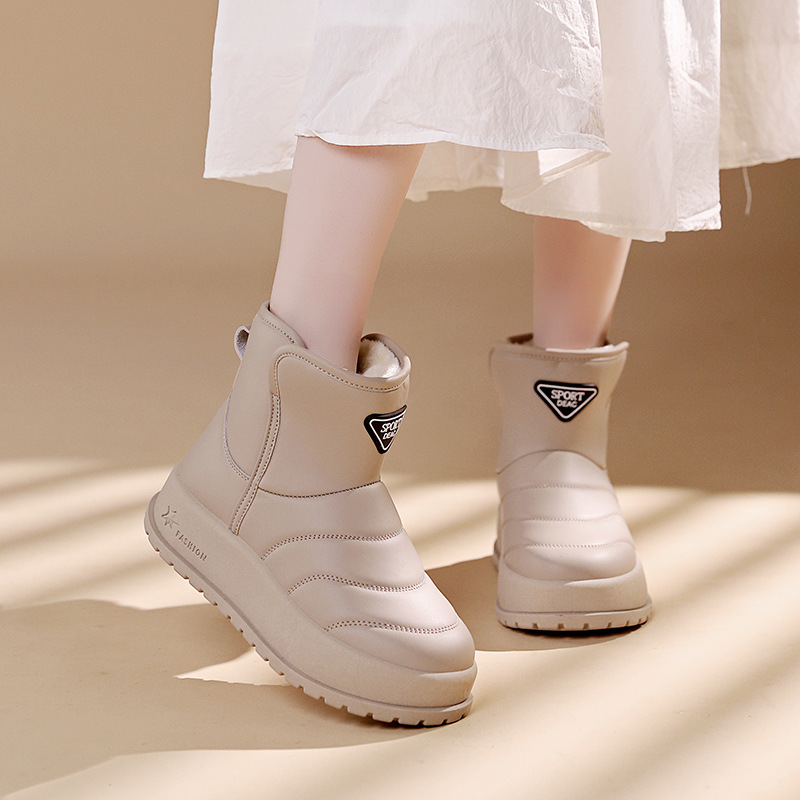 雪地靴女款，女式靴子