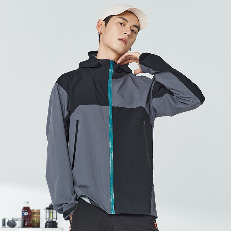 男款冲锋衣